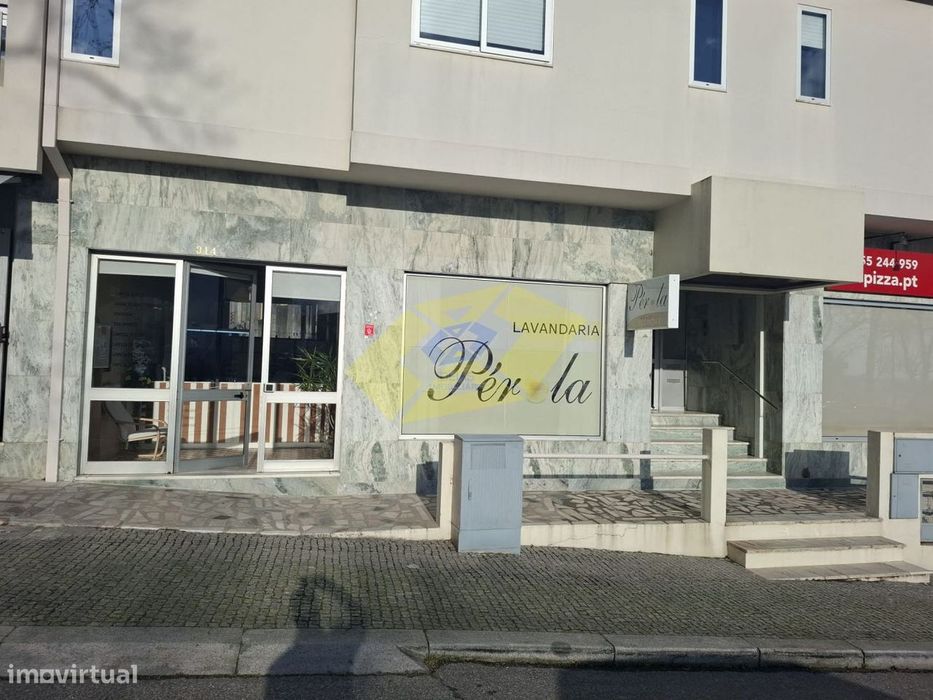 Loja em Felgueiras para arrendamento