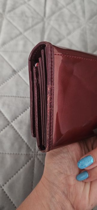 Portfel Witchen lakierowany