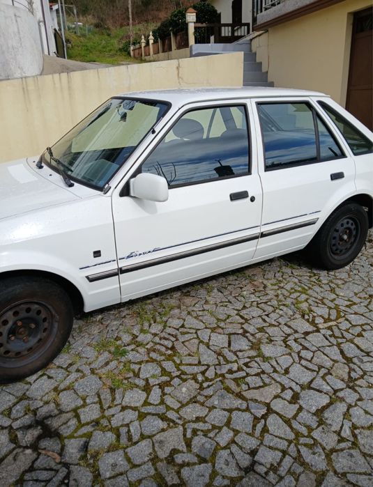 Vendo um classico ford escort 1.3 fashion