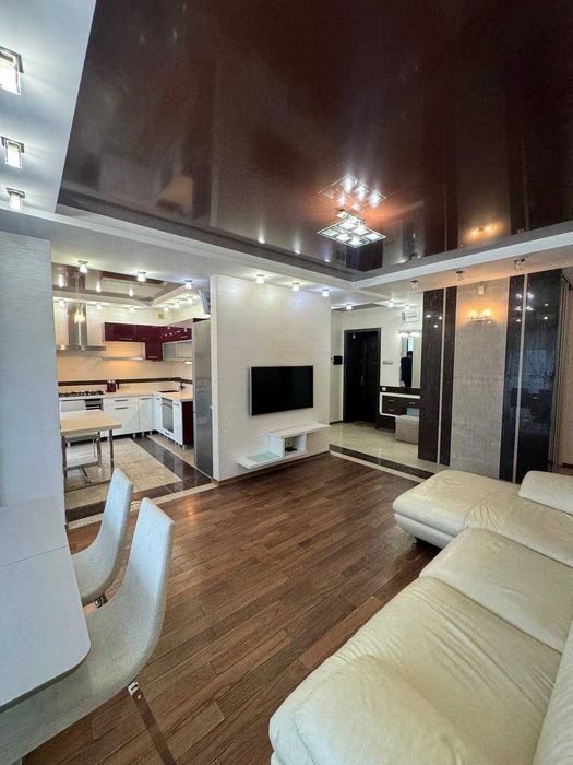 Продаж 2 кімнатної квартири вул. Щепова