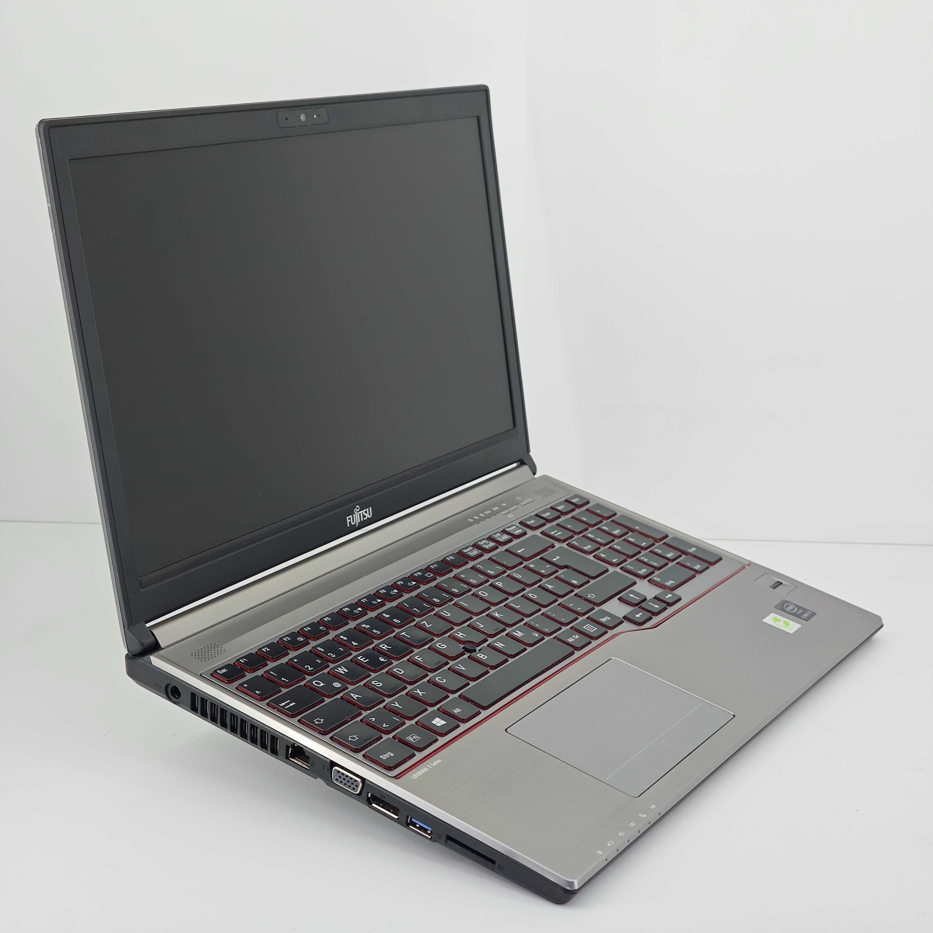 Уцінка! Ноутбук Fujitsu Lifebook E754 (i3-4000M/8/256SSD)