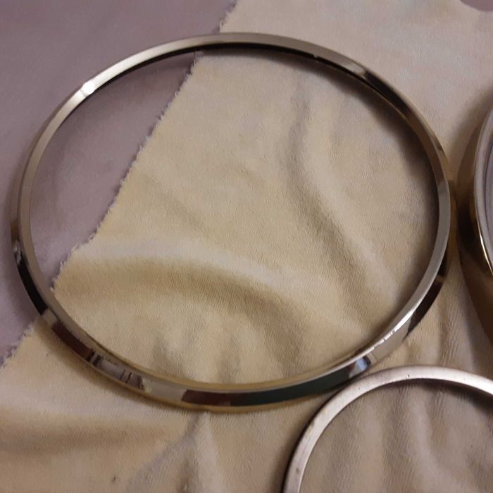 Ramki do starych zegarów