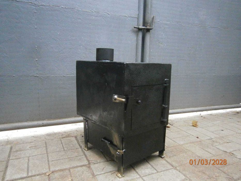 Печь  буржуйка .