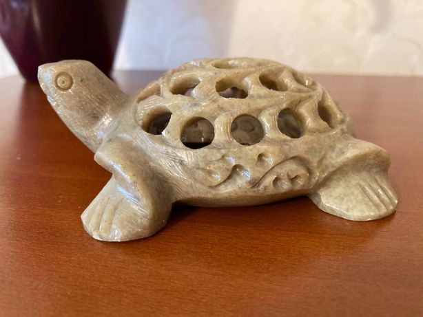 Żółw z kamienia szlachetnego - chiński symbol szczęścia 11 x 8 cm