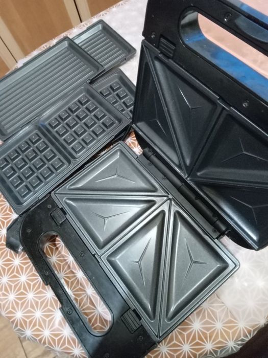 Мультимейкер вафельниця