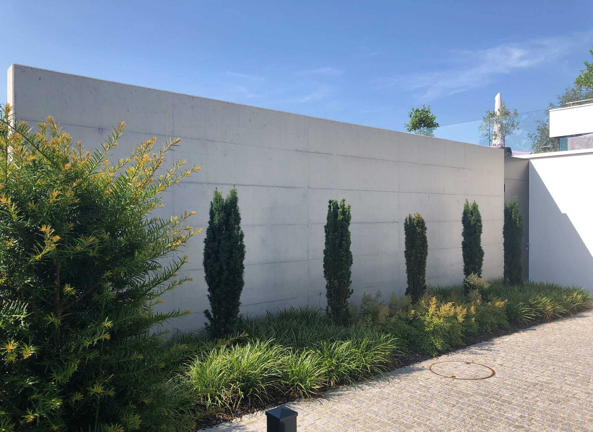 Mur oporowy, mur betonowy, ściany betonowe