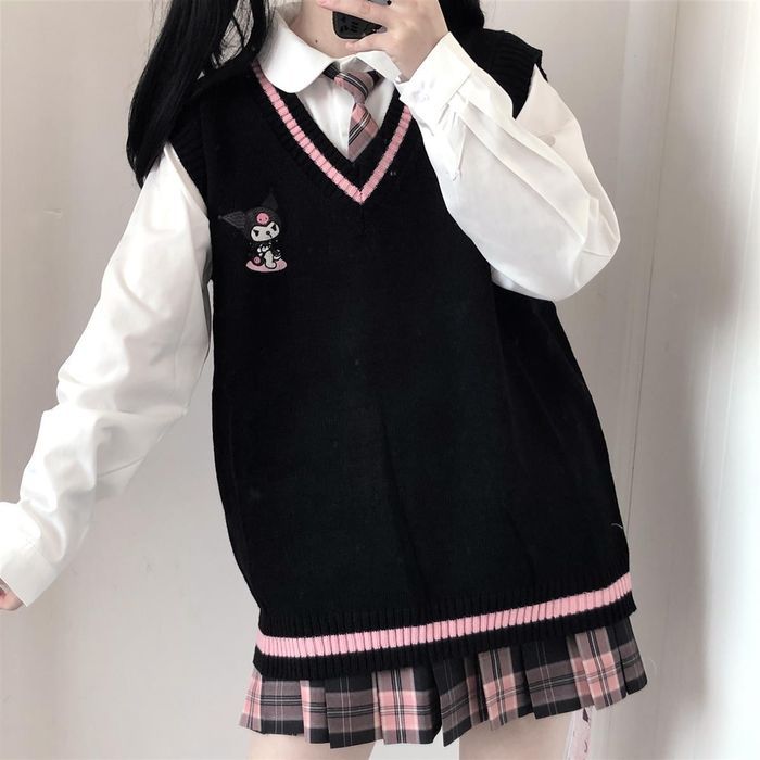 Damski Sweter Kamizelka Uczennicy ANIME Motyw Kuromi - M
