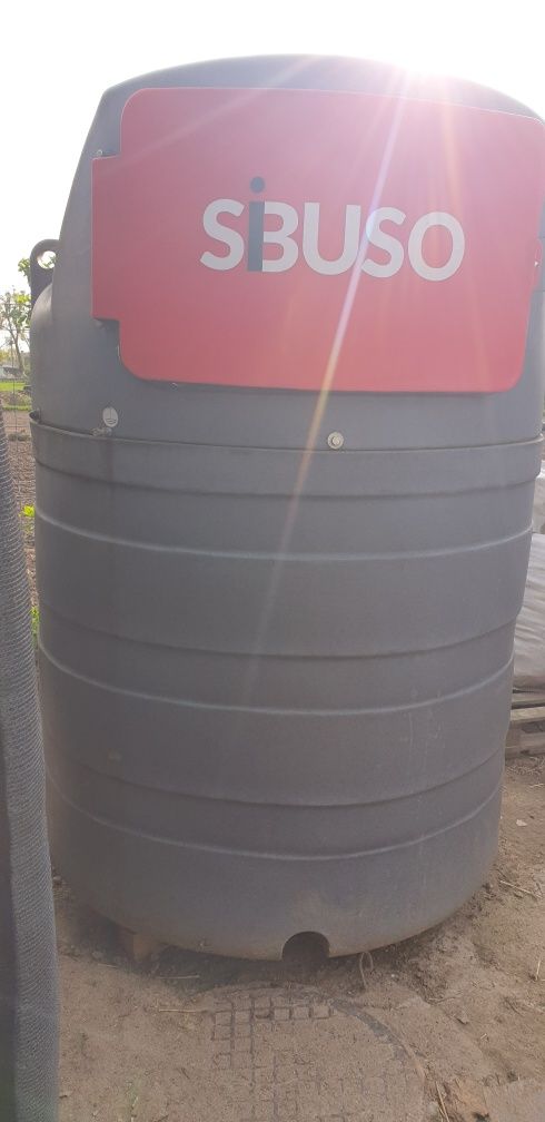 Dwupłaszczowy zbiornik na paliwo olej napędowy SiBUSO V1500 litrów