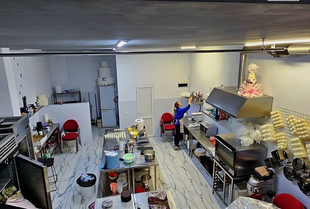 Продаж  приміщення у новобудові, з фасадним входом  по вулиці Пасічна