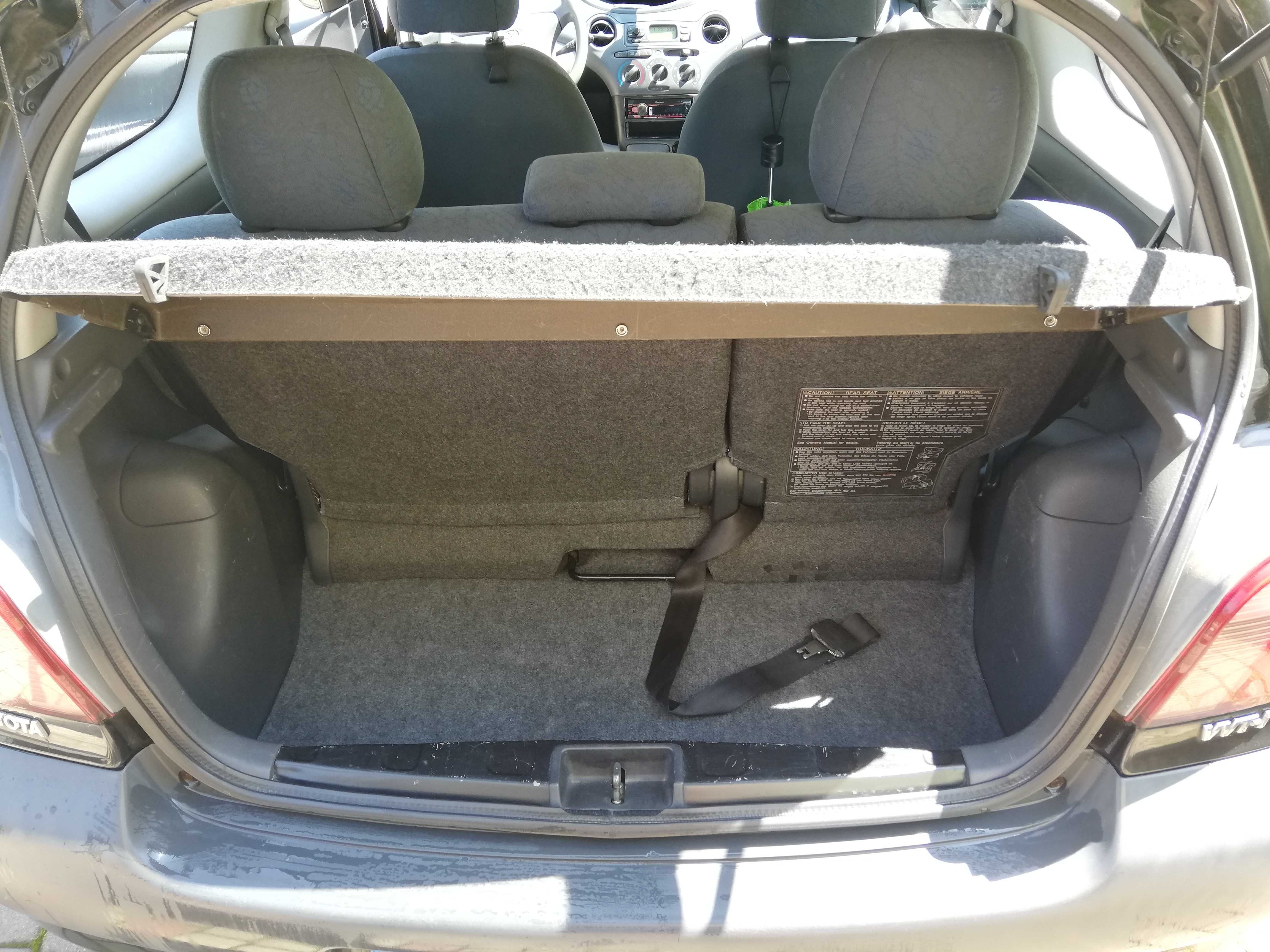 Toyota Yaris 1,0 benzyna 2002 klimatyzacja