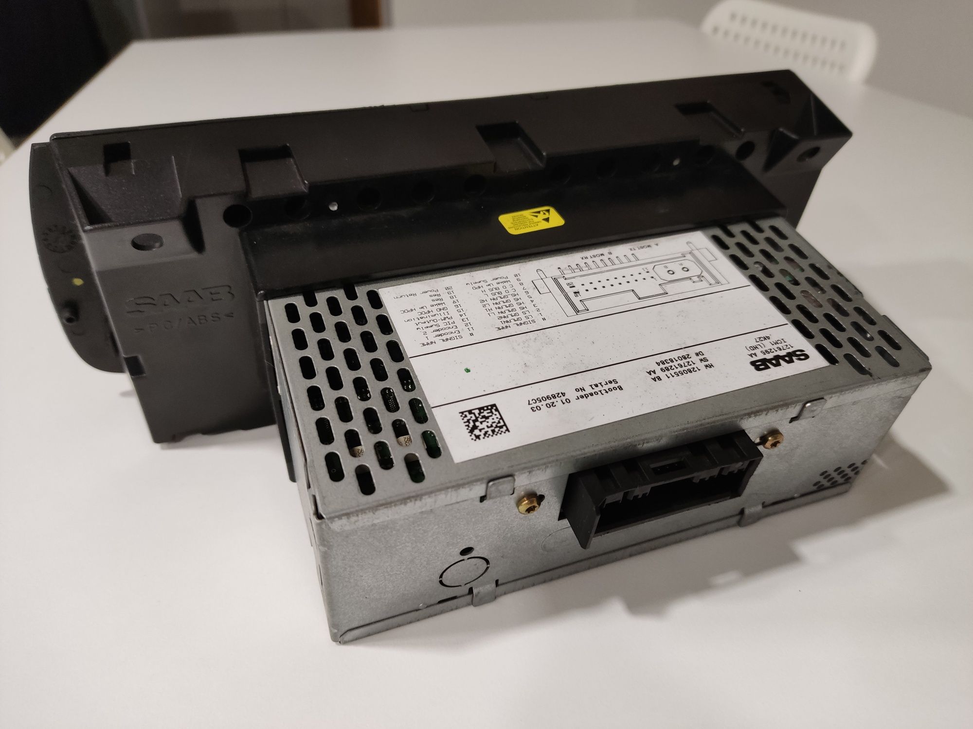 Rádio Saab ICM 1