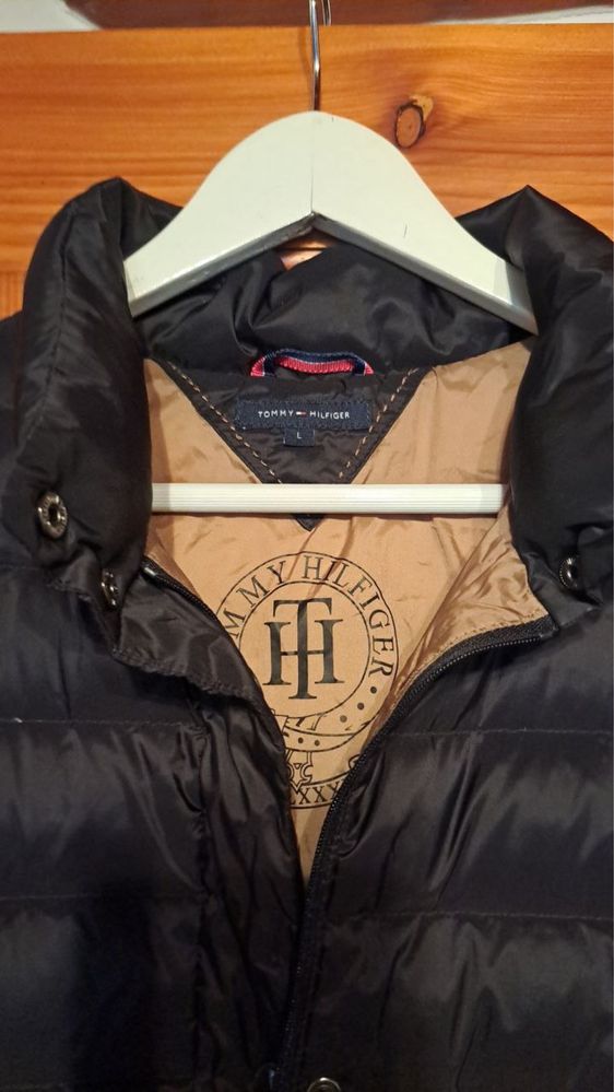Пуховик Tommy Hilfiger (оригінал) Розмір М-L
