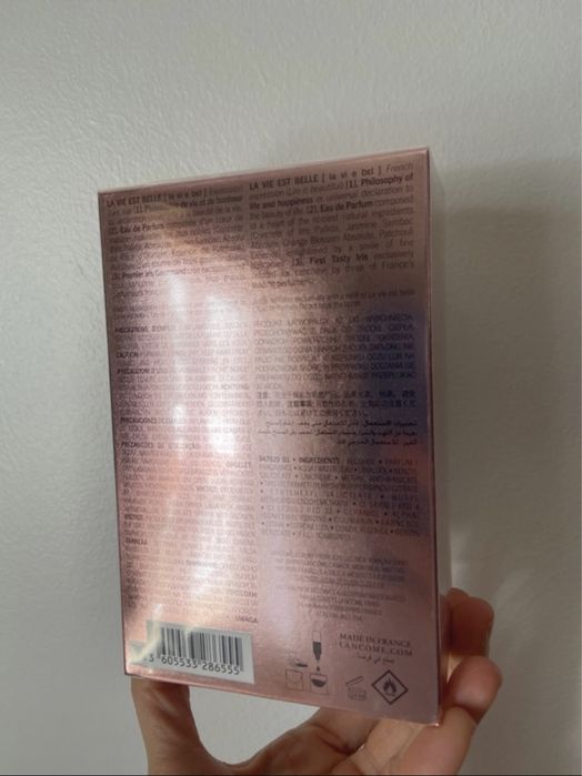 Perfume "La Vie est Belle", Lancôme Paris