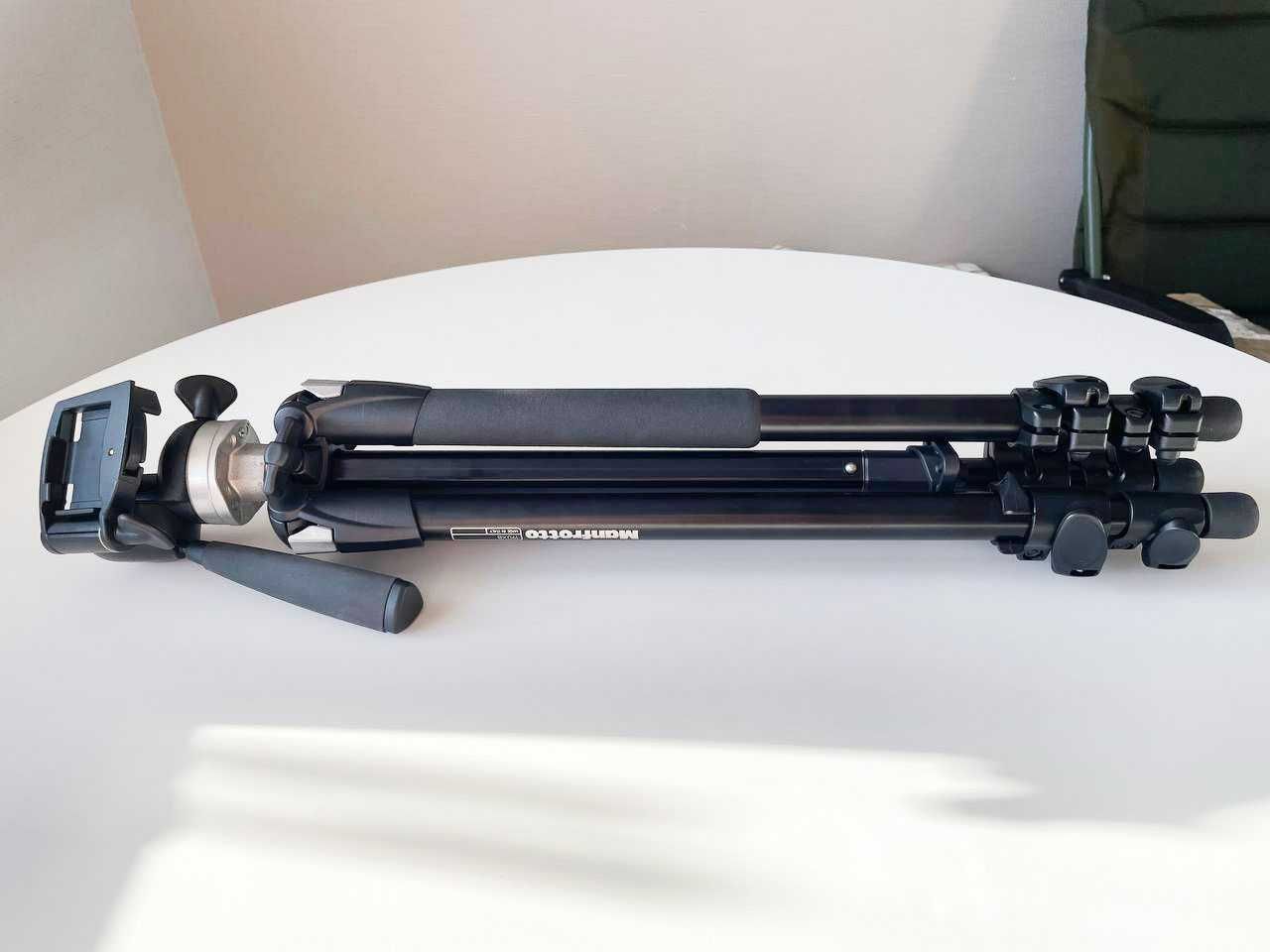 Штатив Manfrotto 190XDB 3-Section Tripod w/ 390RC2 Pan/Tilt Head