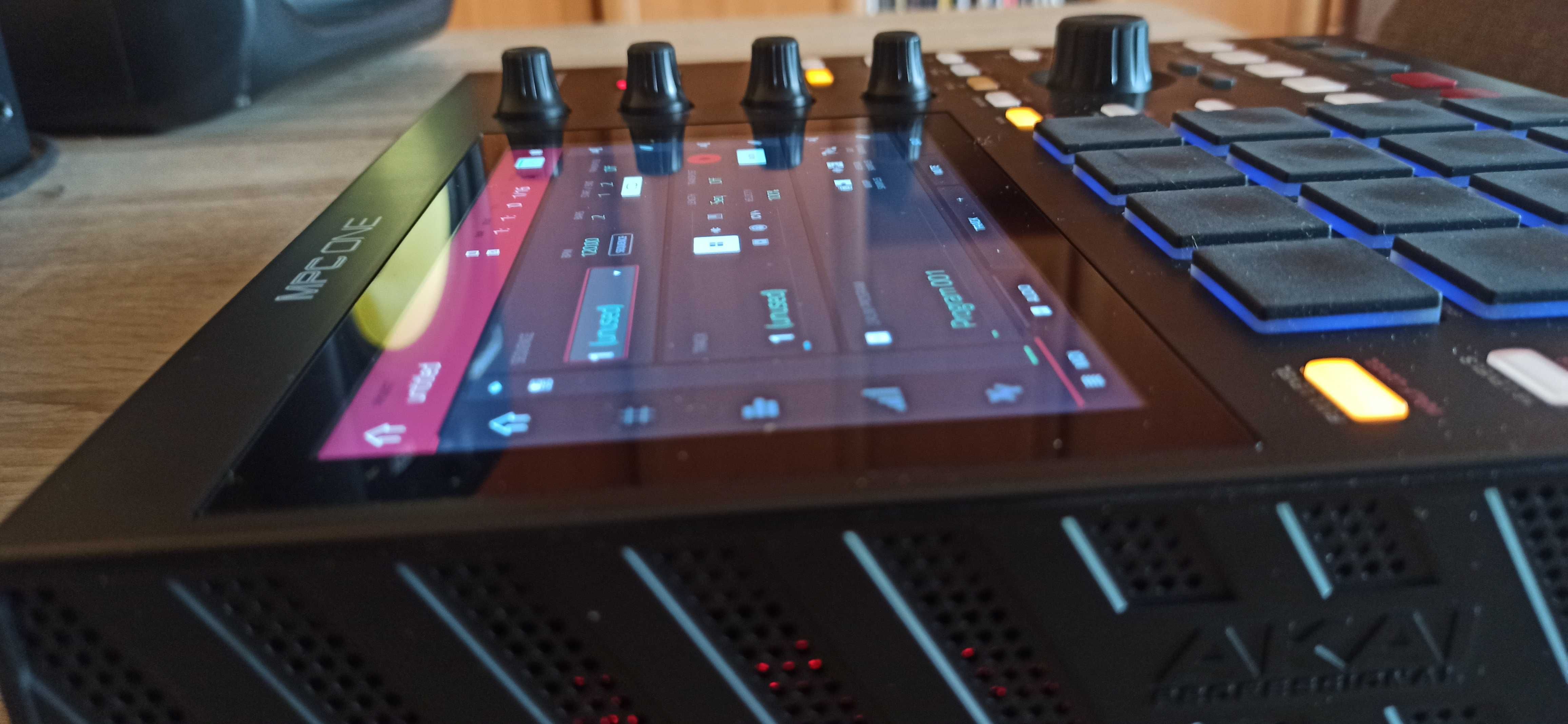 Sampler AKAI MPC ONE stan idealny