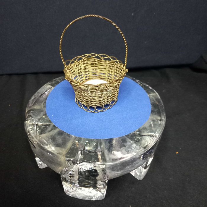 Pequena cesto em prata