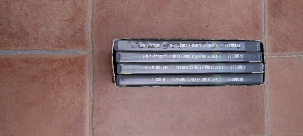 Perdidos (Lost) – 3.ª Temporada Completa (DVD)