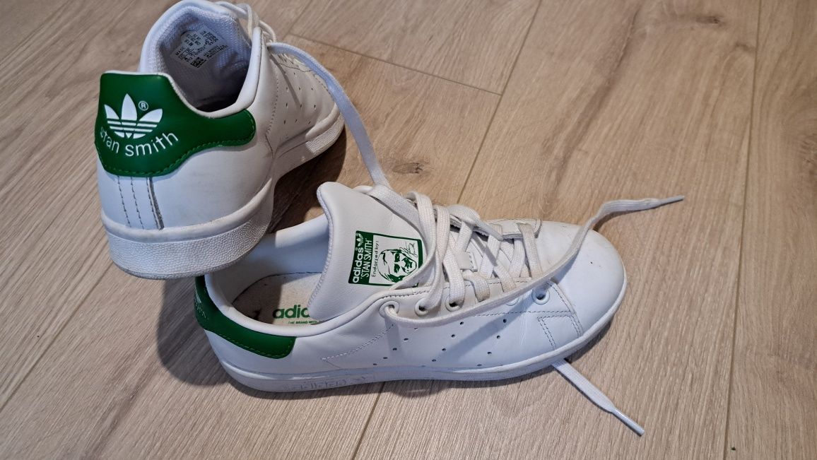 Adidas sam smith rozm. 36 białe skóra