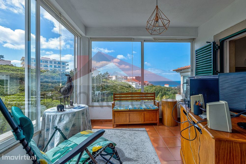 Moradia T3 com terraço na Ericeira a 300 metros da praia do Sul