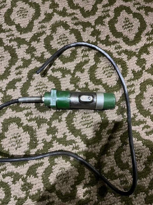 Частини дозиметра вимірювача радіації