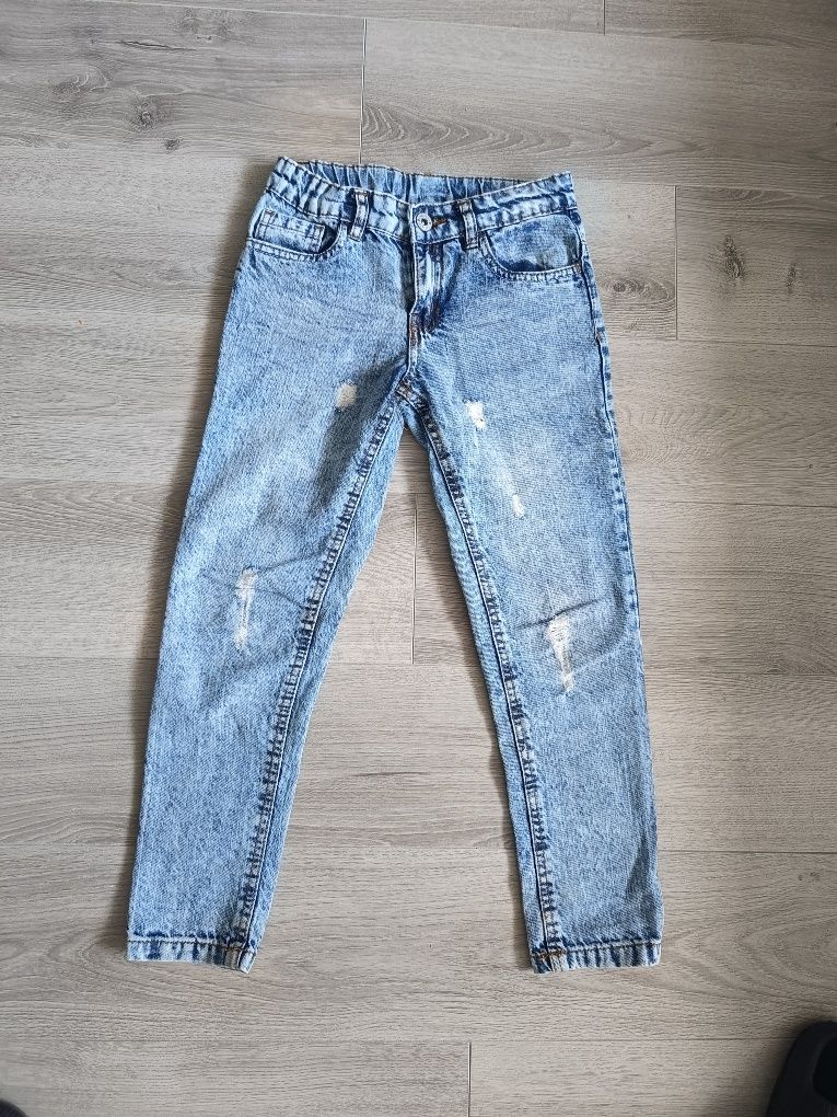 Spodnie jeans  z przetarciami 128 dziewczynka