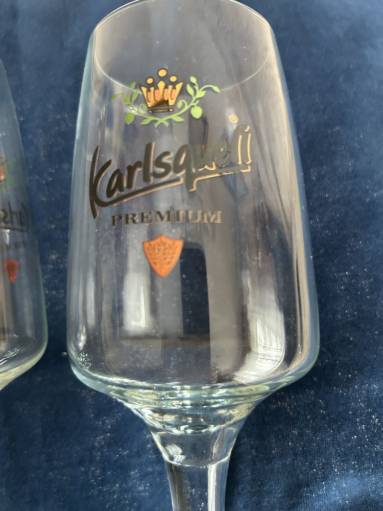 Dwa pokale (kieliszki) do piwa o pojemności 375 ml