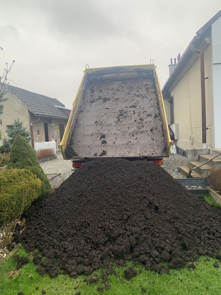 Kompost na rabaty, humus, wierzchniowka, czarnoziem, ziemia ogrodowa.