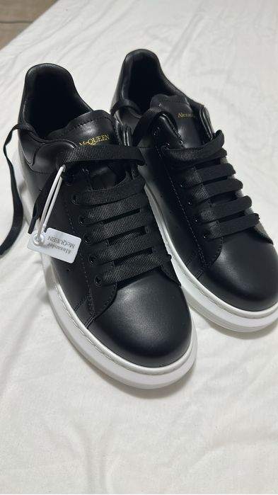 Sapatilha Alexander McQueen Tam 42