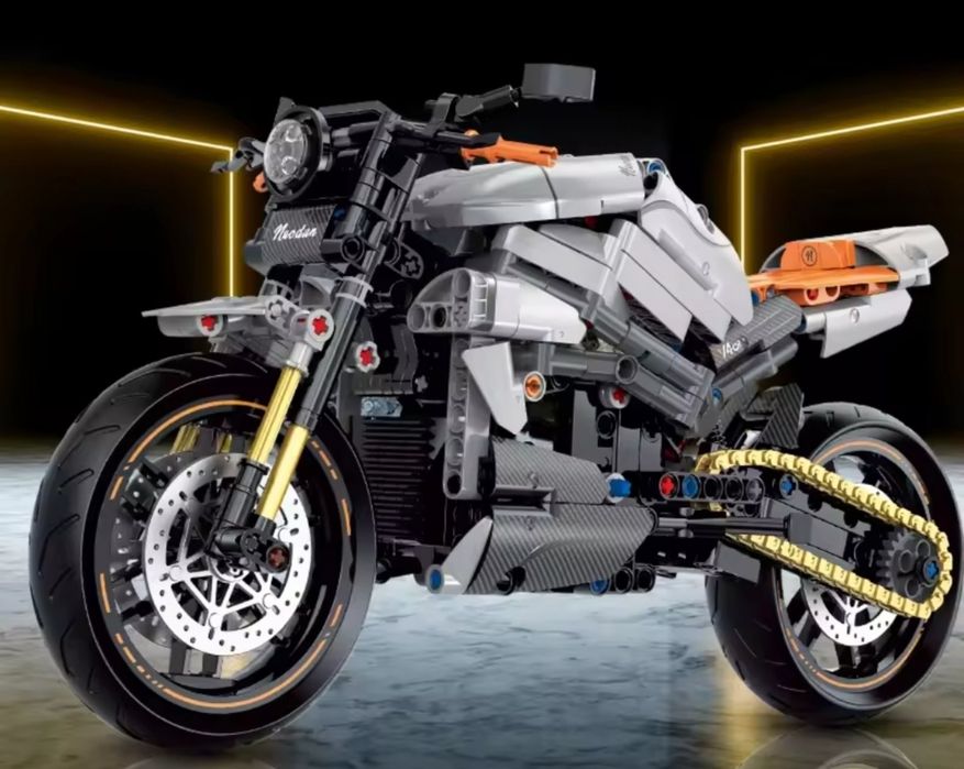 Конструктор мотоцикл 642 шт блоков Лего