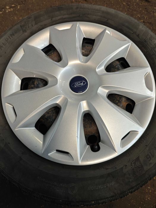 Koła, felgi stalowe z oponami i kołpakami FORD