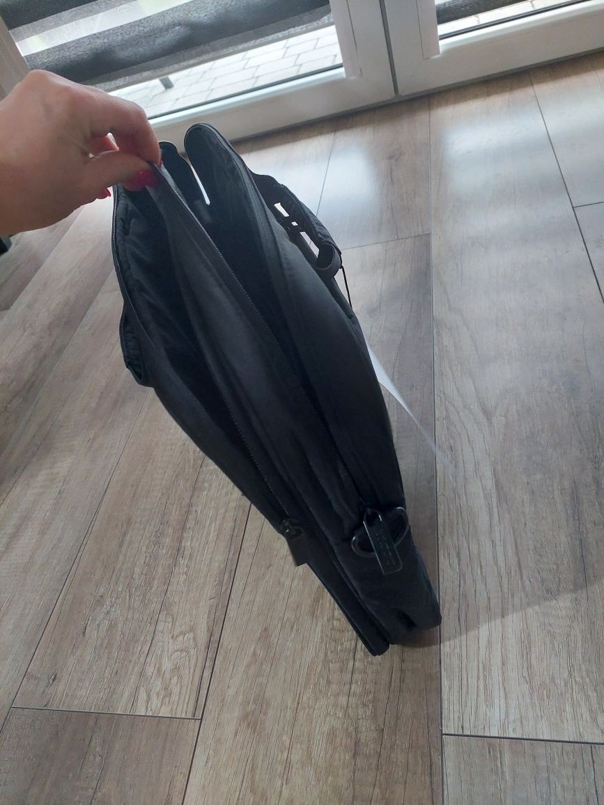 Torba na laptopa