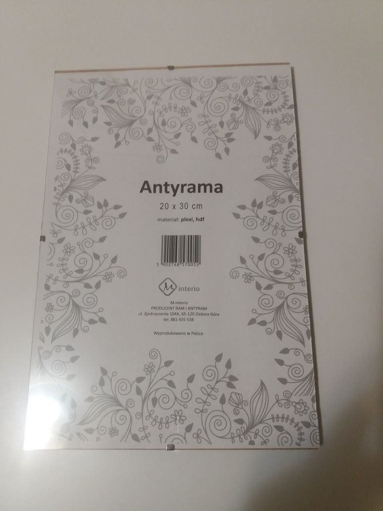 Antyrama 20x30 nowa