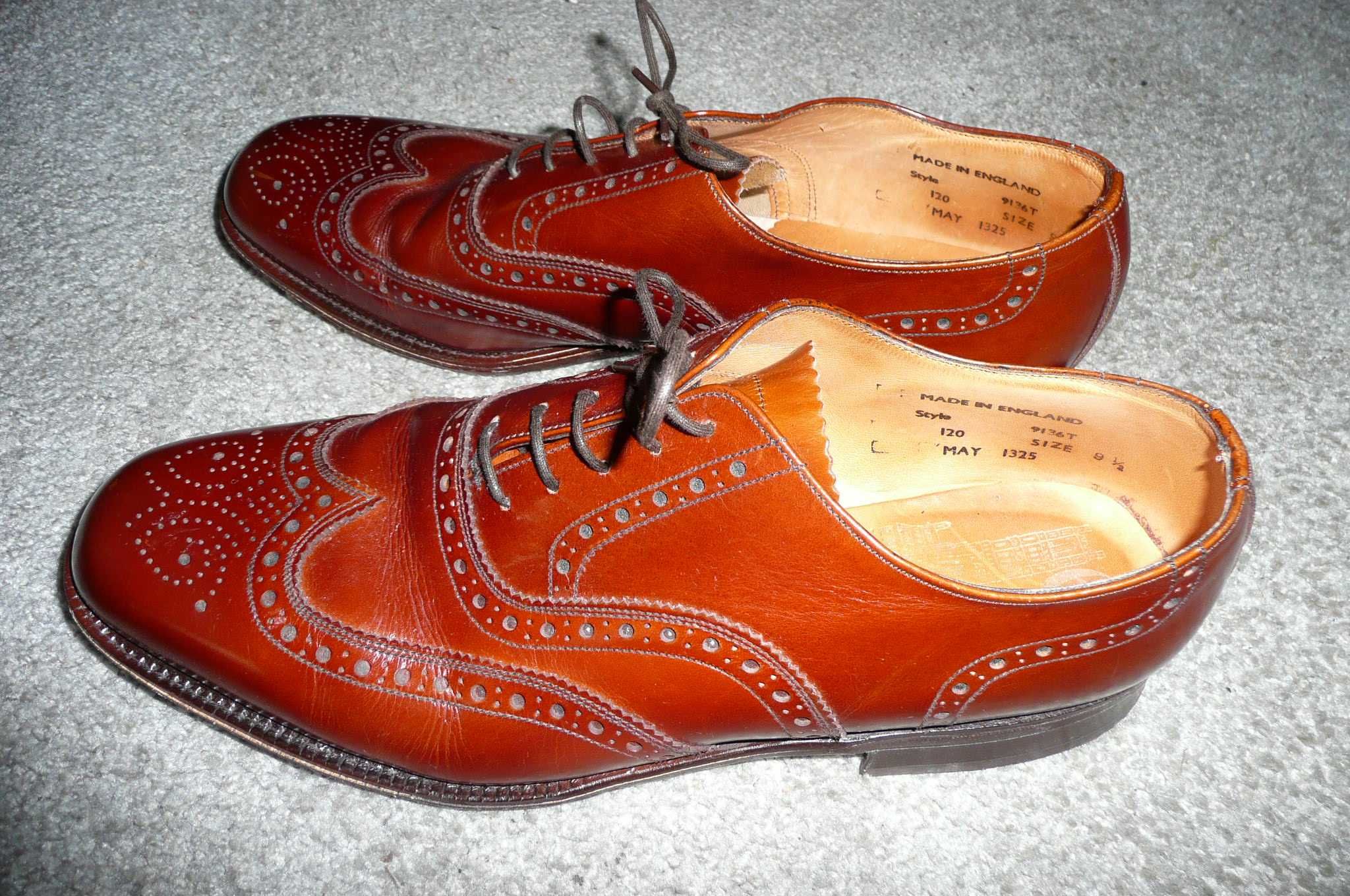 Buty  ze skóry  oxford SANDERS ENGLAND 9 1/2