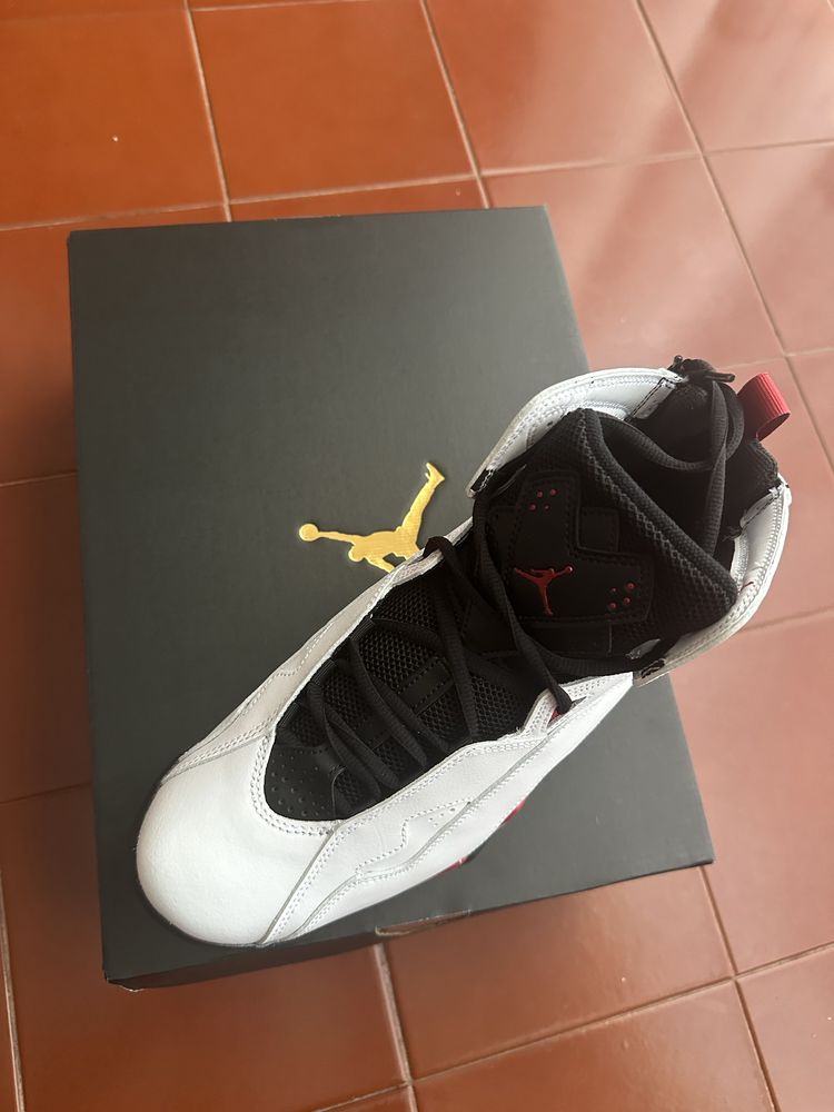Jordan true fligth