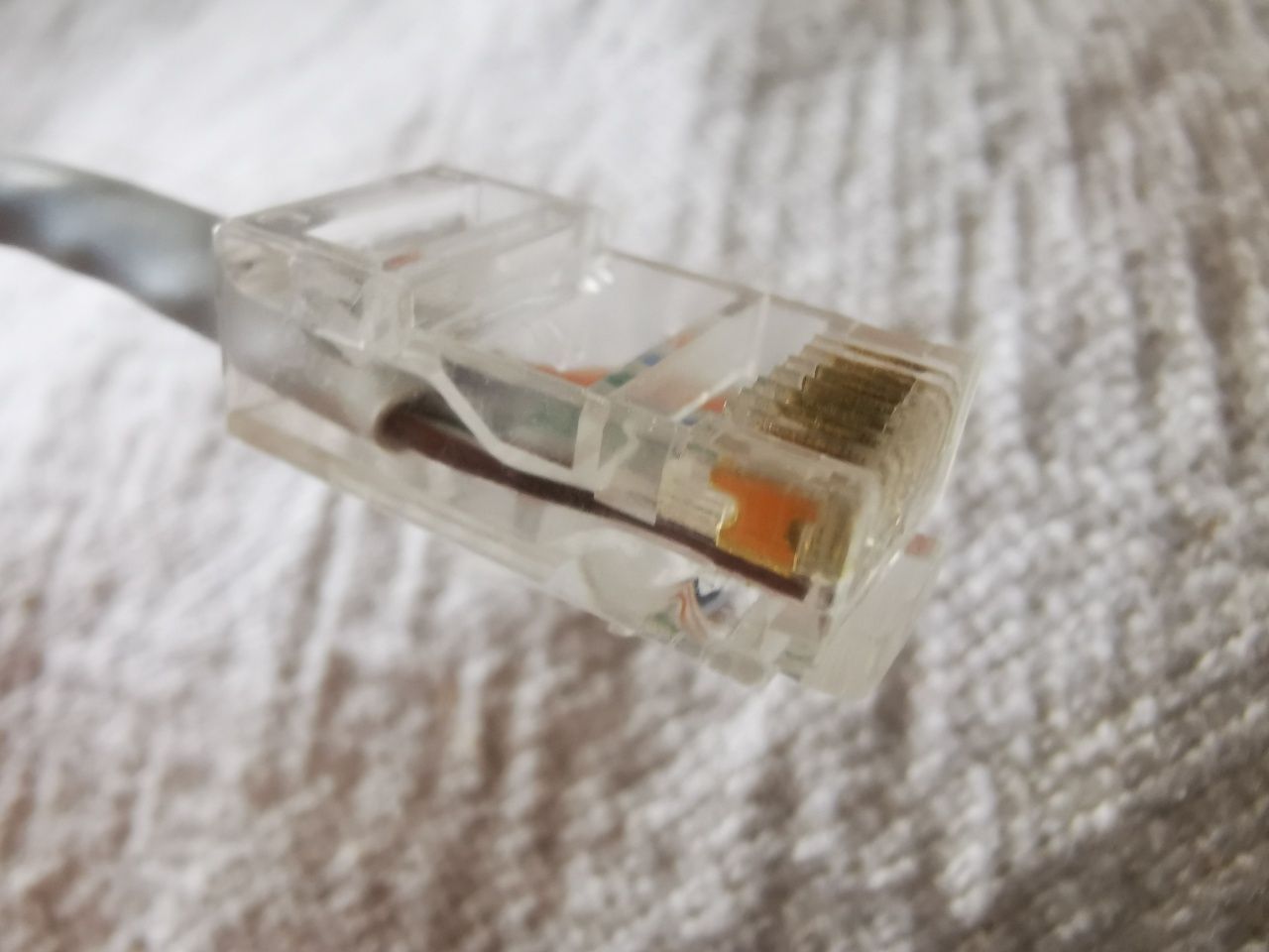 Kabel Ethernet 8 metrów z zarobionymi końcówkami RJ45