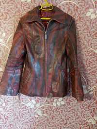 Женский кожаный пиджак фирмы Elkosa Pelle