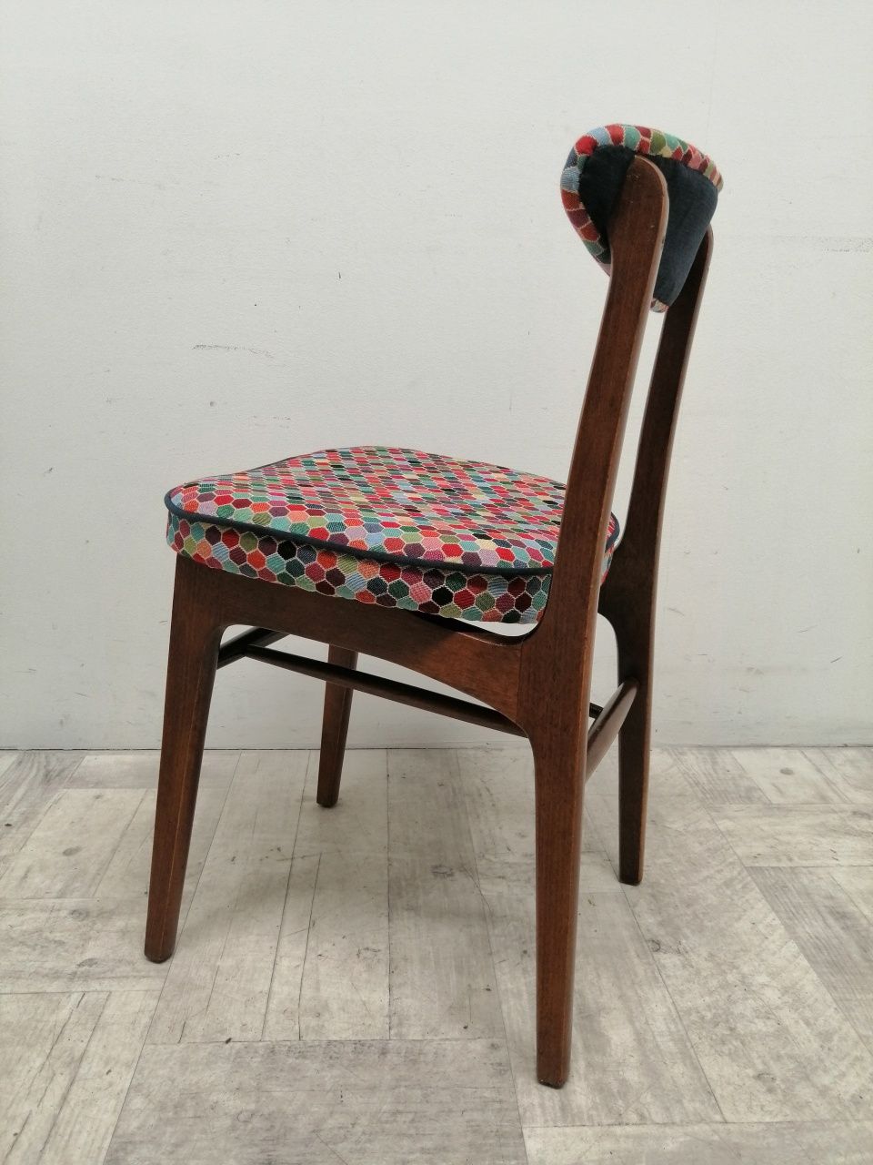hałas krzesło krzesła do stołu prl vintage design