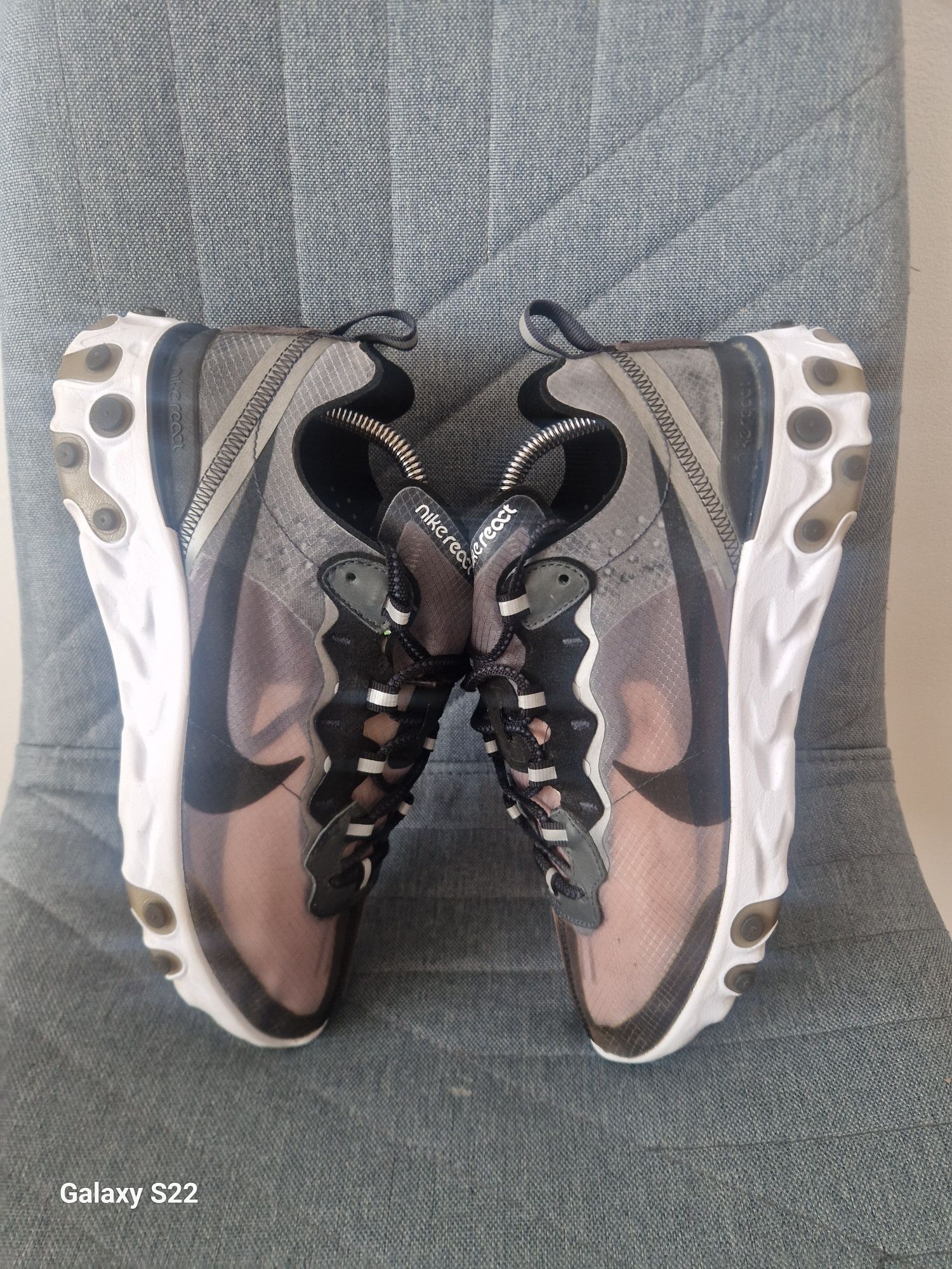 Buty Nike React Element