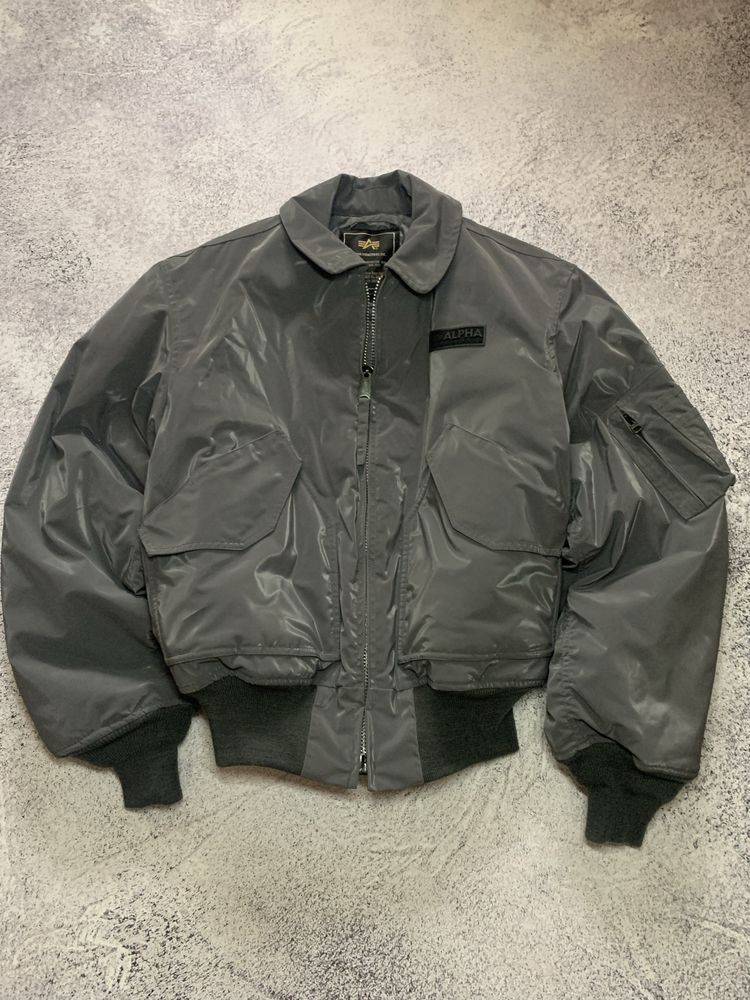 Бомбер alpha industries