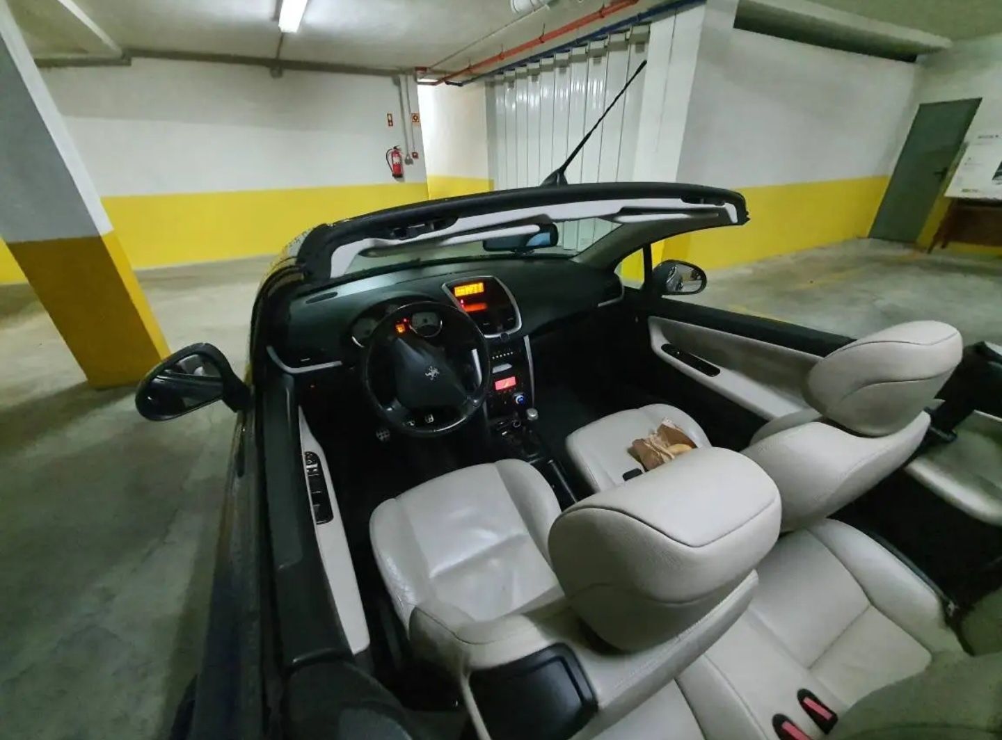 Peugeot 207 CC GT 1.6 turbo  150 CV gasolina