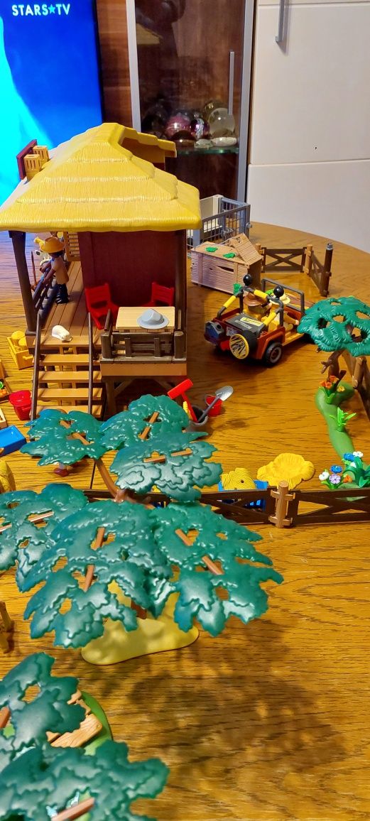 Playmobil domek safari