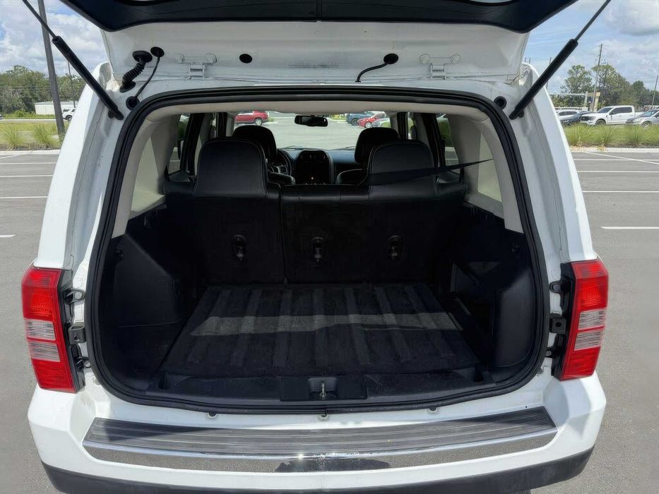 Jeep Patriot Limited      2014