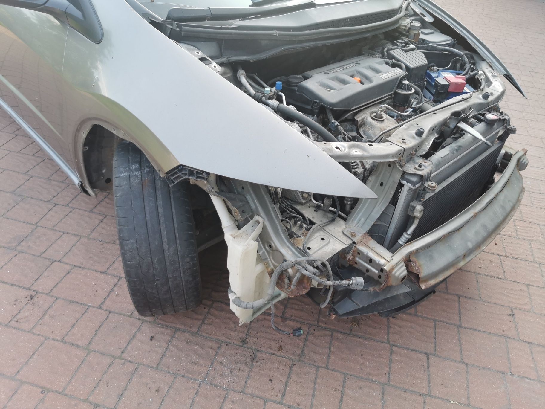 Komplet Silnik 1.8 Skrzynia Honda Civic VIII UFO NH701M Części