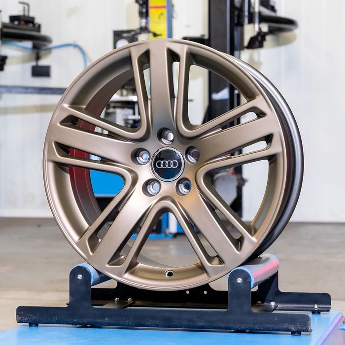 NOWE Oryginalne Felgi Audi 18 A3 A4 A6 A8 Q2 Q3 TT