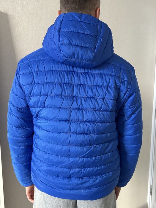 Зимняя теплая куртка