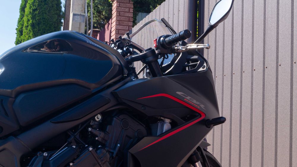 Honda CBR 650R E-Clutch 2024