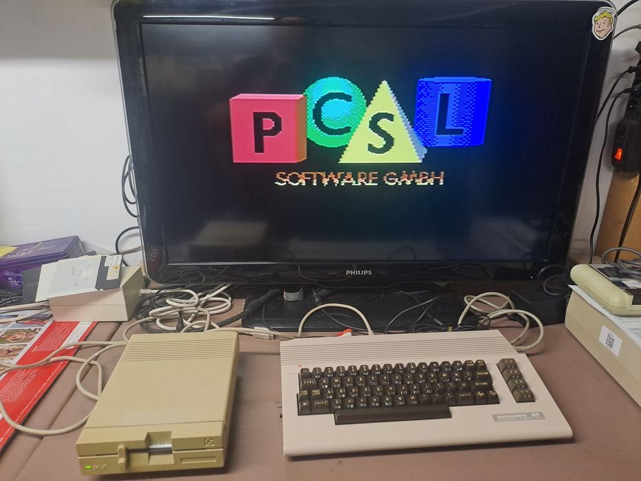Commodore 1541-II zasilacz kabel sygnału stacja dyskietek