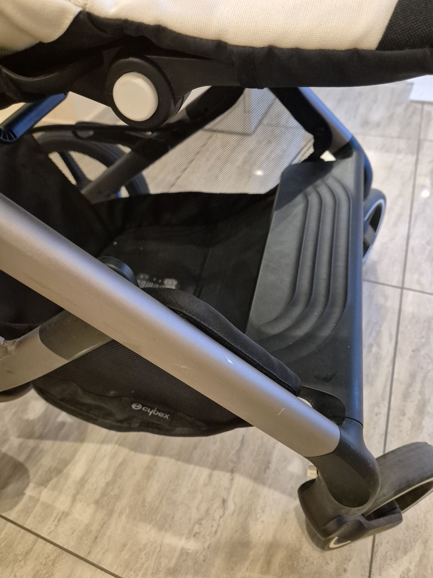 Wózek spacerowy Cybex Balios S Lux 2023 seashell beige ecru