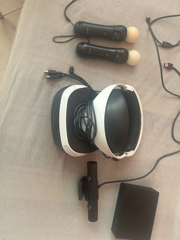 Ps4 slim 1tb. +VR V2