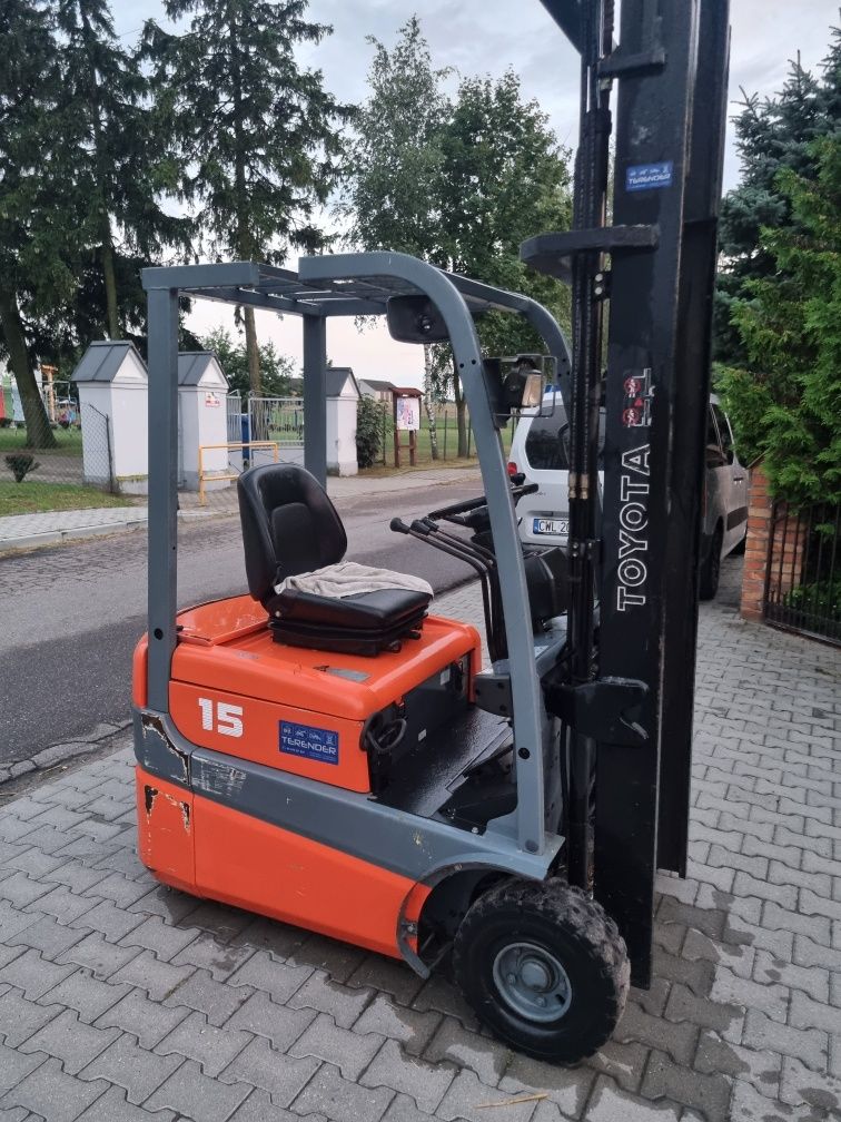 Wózek widłowy TOYOTA FBESF15  faktura VAT